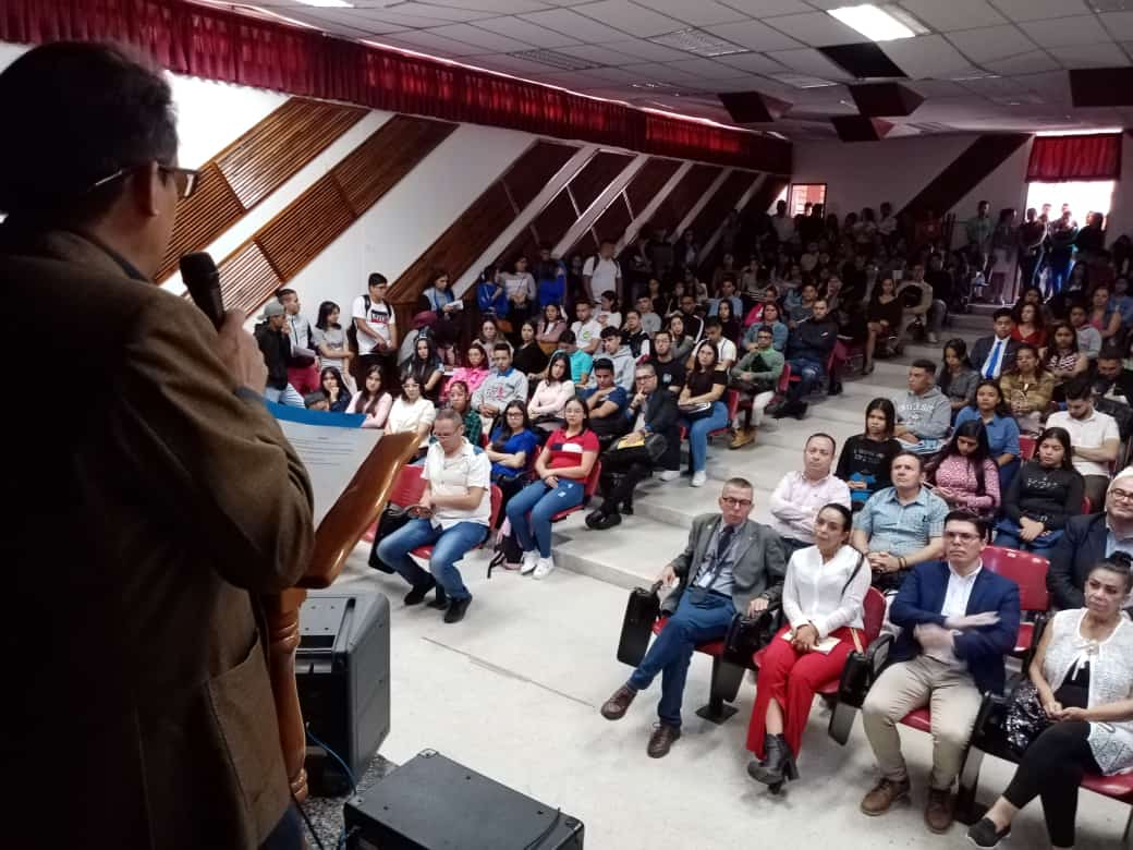 rivasleone's tweet photo. Hoy nuestra Facultad de Ciencias Jurídicas, Políticas y Criminologicas les dio una cordial bienvenida a nuestros estudiantes de nuevo ingreso 2023. #facijupsomostodos Agradecer a los directores, coordinadores, profesora, personal ATO y a nuestros estudiantes su disposición. https://t.co/g5AC0ojBRw