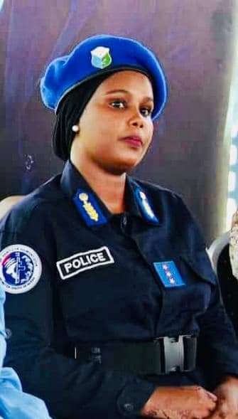 P_N_Djibouti's tweet photo. Capitaine Sirad Abdillahi,Première femme Commissaire de la Police Nationale a été invitée à l’émission de la RTD [ileyska Dumarka] pour présenter le rôle des femmes dans la Police. 
Capitaine Sirad Abdillahi, une fierté pour la Police Nationale!
#Police #Djibouti #PoliceNationale https://t.co/VRWI7dSW6t
