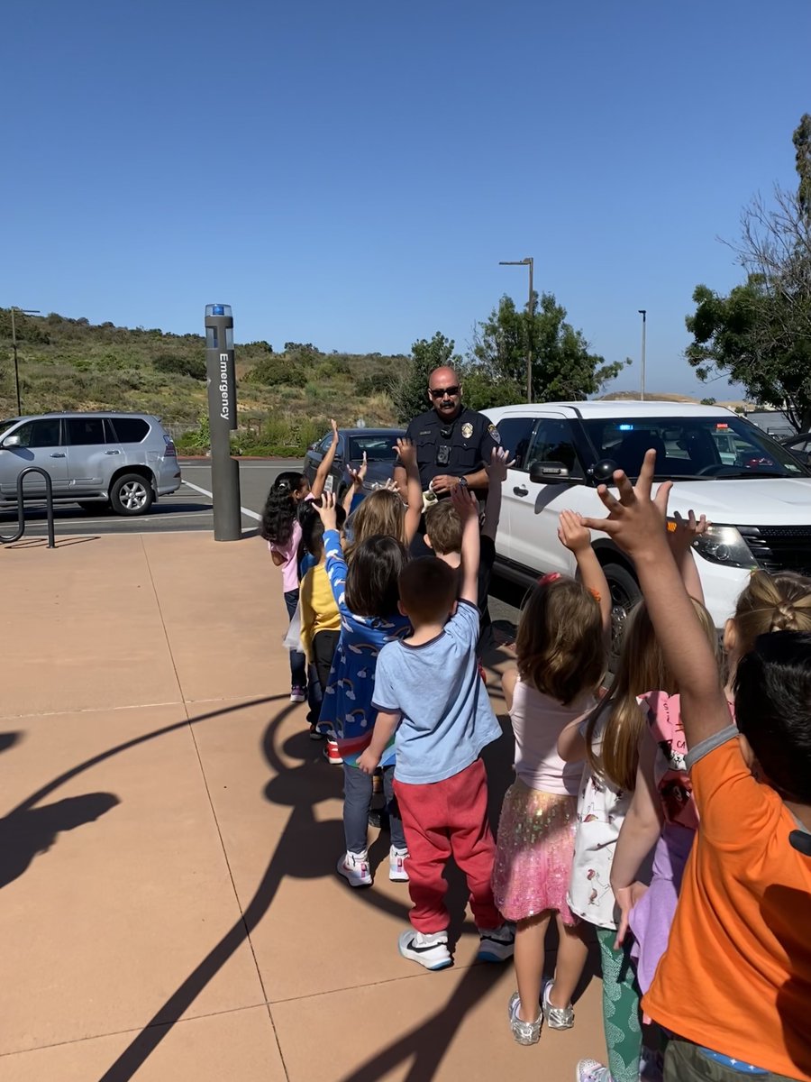 CSUSM Police tweet media