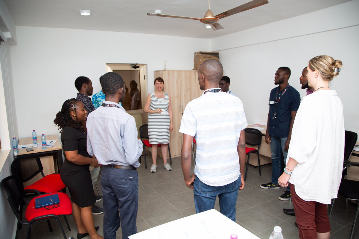 Day 1 of Summer School For Early Career Scientists Held at KCCR, Kumasi. The activity for Day One was to learn how to present to international scientific audiences. The week-long event is funded by @giz_gmbh & @dfg_public #KCCR #research #SummerSchool