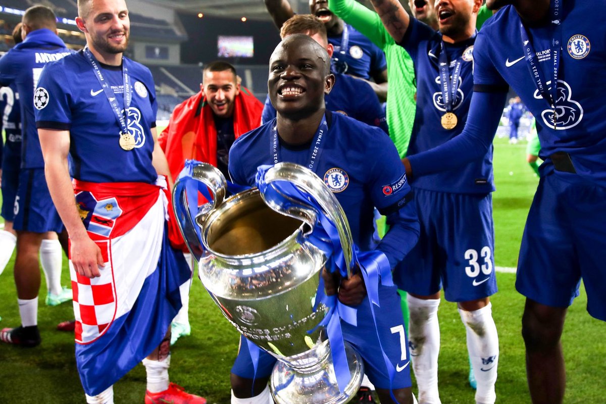 ActuFoot_'s tweet photo. Merci pour tout N’Golo 🥲🏆 https://t.co/A0FXwav04A