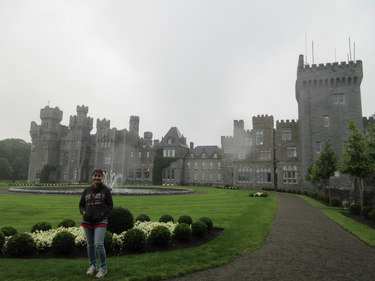 jgmacleodauthor's tweet photo. #TwoPaths, a steamy, coming-of-age, Irish #HistoricalRomance.
Based on my own travels! I stayed at Ashford Castle, Ireland, the fictional home of my character, Lord Ardilaun.
https://t.co/g4RK56nBVM
#Travel #Wedding #Pregnancy #HistoricalFiction #LoveTriangle #BookTwt #History https://t.co/g1gfgSst37