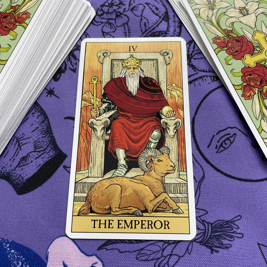 @limitlessmindon The Emperor reminds us to balance power with compassion and to lead by example. What kind of leader do you aspire to be? #tarotwisdom #reflection

🌞 Just tag @tarot_this under a tweet and I respond with a tarot card 🌚