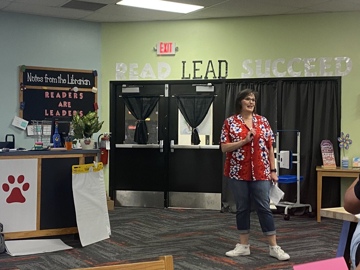 venesslioness's tweet photo. Thank you @RRuth_ClintISD for today’s Summer Training! We had a lot of fun learning from you and each other! @ClintISD #Summer2023🏖️ #EurekaMath #GlowGrowNextSteps #MusicalShares🎶❤️ @SurrattCubs #HalfDayPM https://t.co/vxdm5Z1pAo