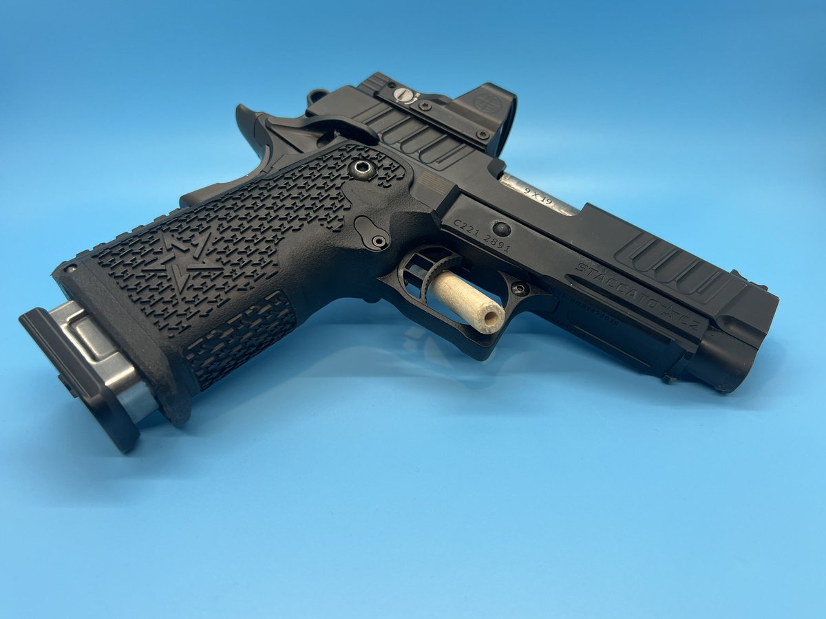 BerzerkerArms's tweet photo. When you make some of the best products on the market you get asked to make products you wouldn’t normally think of.  The #staccato C2 is one of those guns.  We are in the design phase of a 17 rd base pad to fit flush with the C2.
#staccatoc2 #2a #edc #basepad #9mm #carrygun https://t.co/N3FGucqOrJ