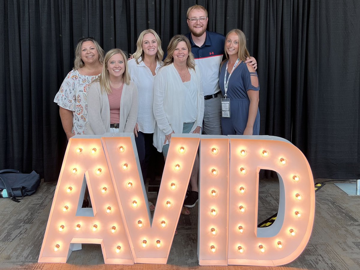 MrsBiermaier's tweet photo. Love this @Wilder_GFPS family! ❤️#AVID4POSSIBILITY #AVIDSI2023 @AVID4College @GFPSAVID https://t.co/NITql3DFA1