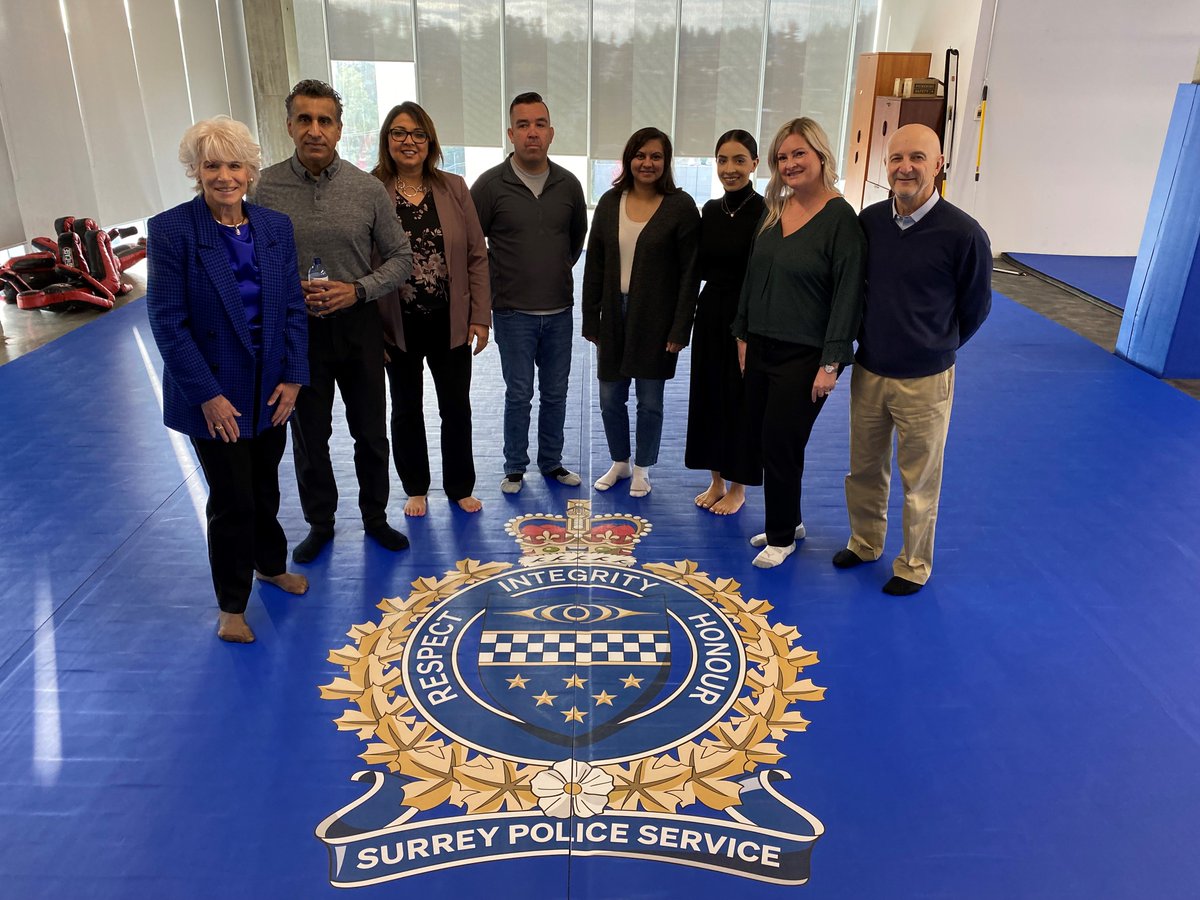 surreyps's tweet photo. A key priority for SPS is to provide enhanced  accessibility to information so we can be accountable  to Surrey residents. We provide easy access to public board meetings, financial reports, collective agreements, and staffing levels. Learn more about the five key areas where SPS is changing the status quo of policing in our Report to the Community: https://t.co/MtPtm8Qi2I