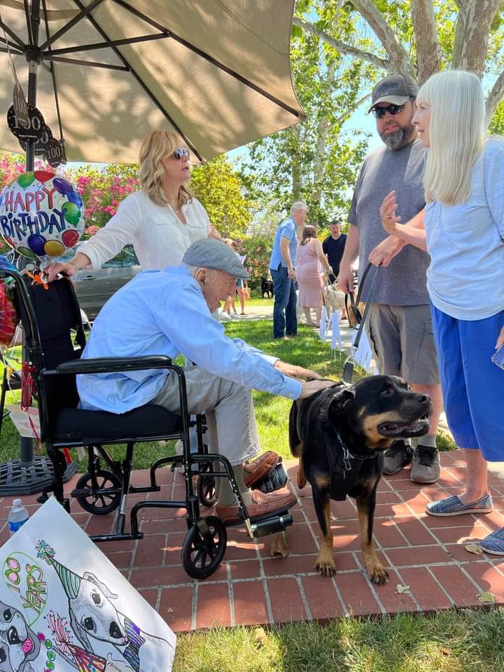 Over 200 dogs surprised a lifelong dog lover for his 100th birthday. Dr. Robert Moore has always loved dogs. For his big milestone, his daughter Alison decided to post on Nextdoor asking people to bring their dogs in front of their house to wish Robert a happy birthday...