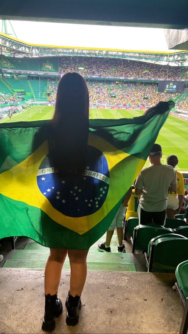 TE AMO BRASIL 🇧🇷💛💚 https://t.co/yHfRw5rv77