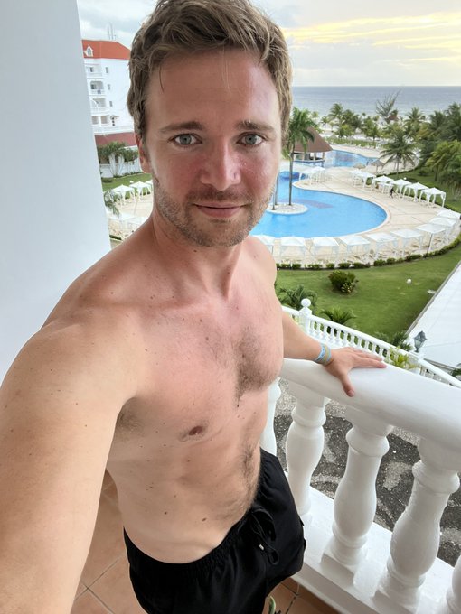Online now!! Let&rsquo;s have a little fun before dinner tonight!! Post zip lining, river tubing, atv beach<a href="/tag/masturbationmonday"class="tags"><span>#masturbationmonday</span></a>
