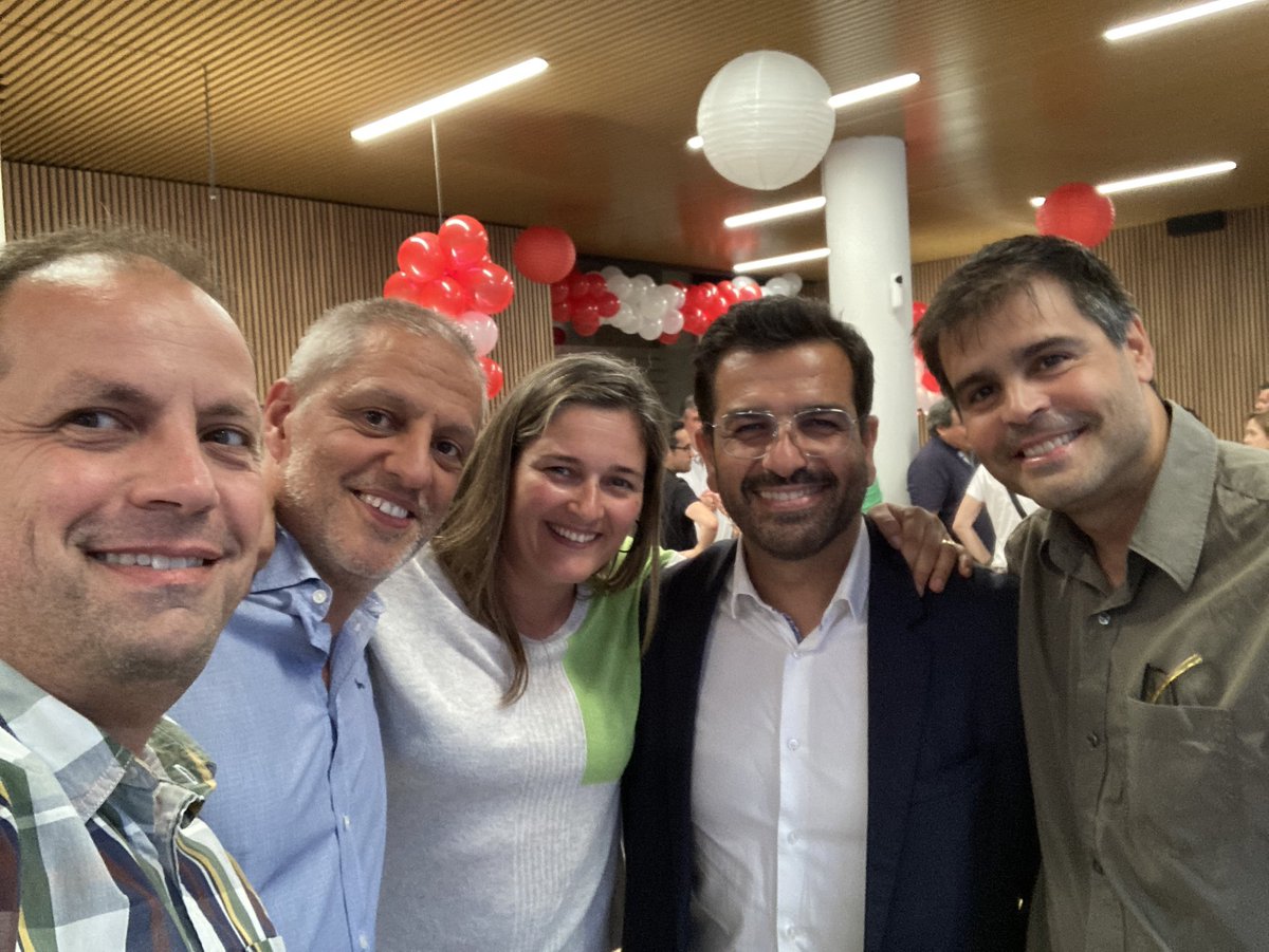 RoureTon's tweet photo. @cateb_barcelona 🙋🏻‍♂️ https://t.co/Yf9vqbISbE