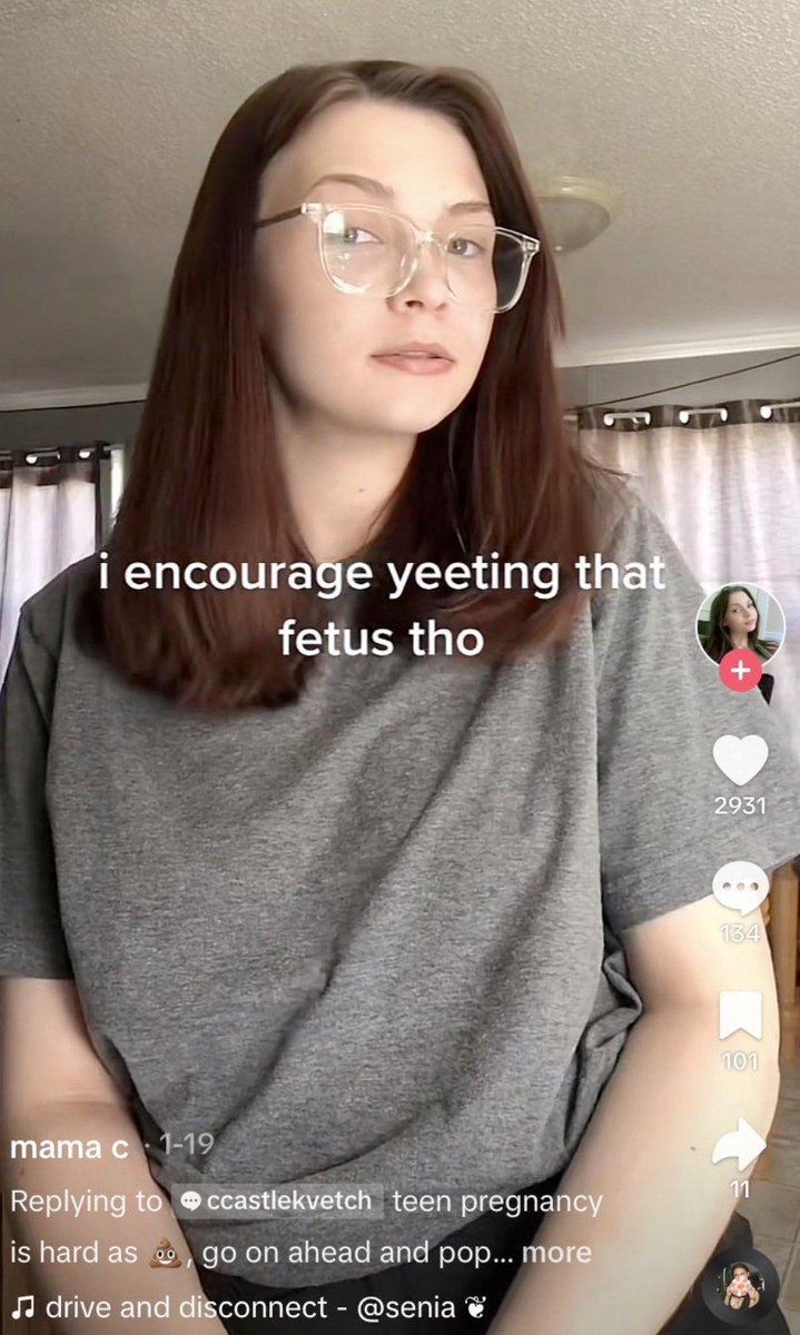 𝕮𝖊𝖆𝖉𝖉𝖆 on Twitter "Shitting on people who praised this woman without