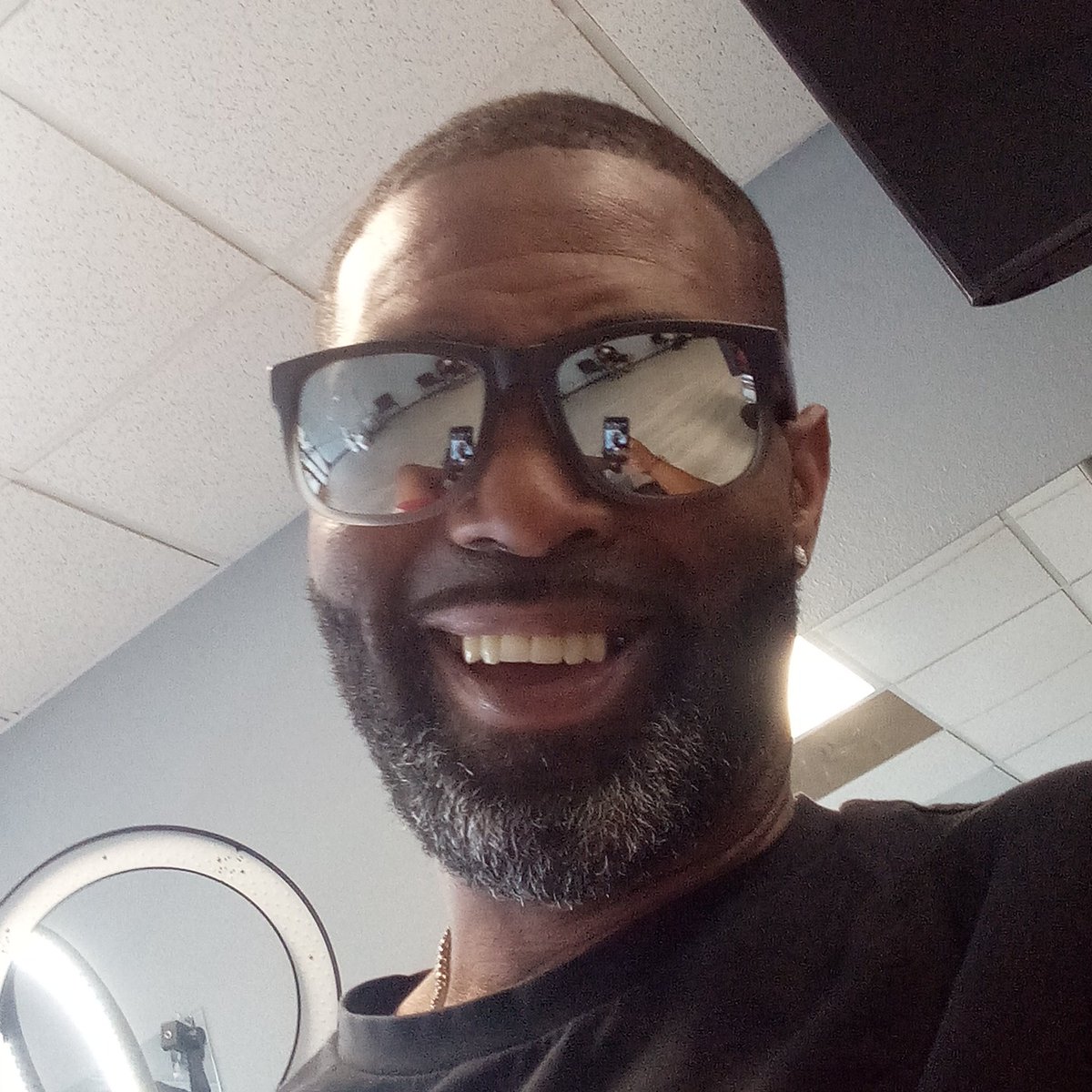 Talmage_Jamool's tweet image. Am I fresh enough? Do I need to be Flyer?