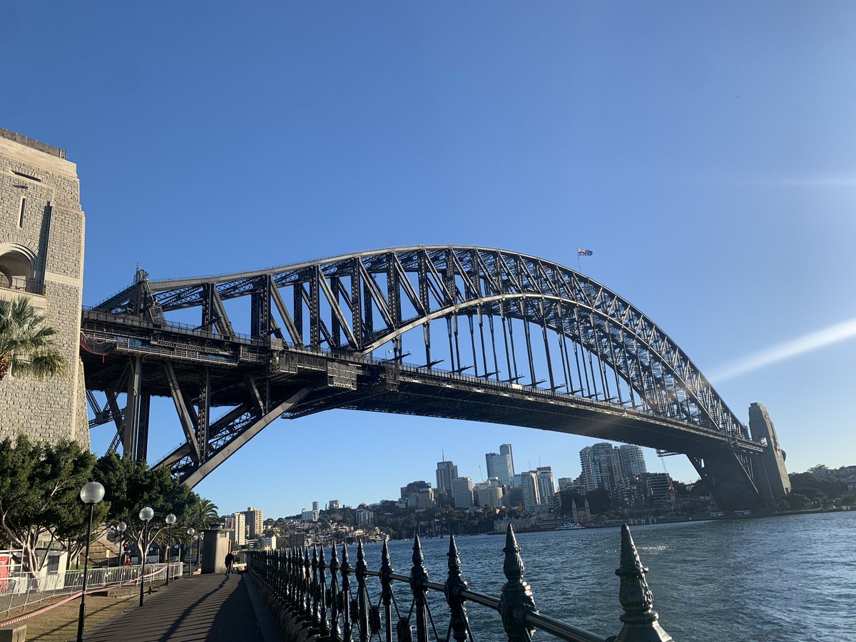 Last day of #oznanomed 2023 it is a little bit cold early morning here #sydney