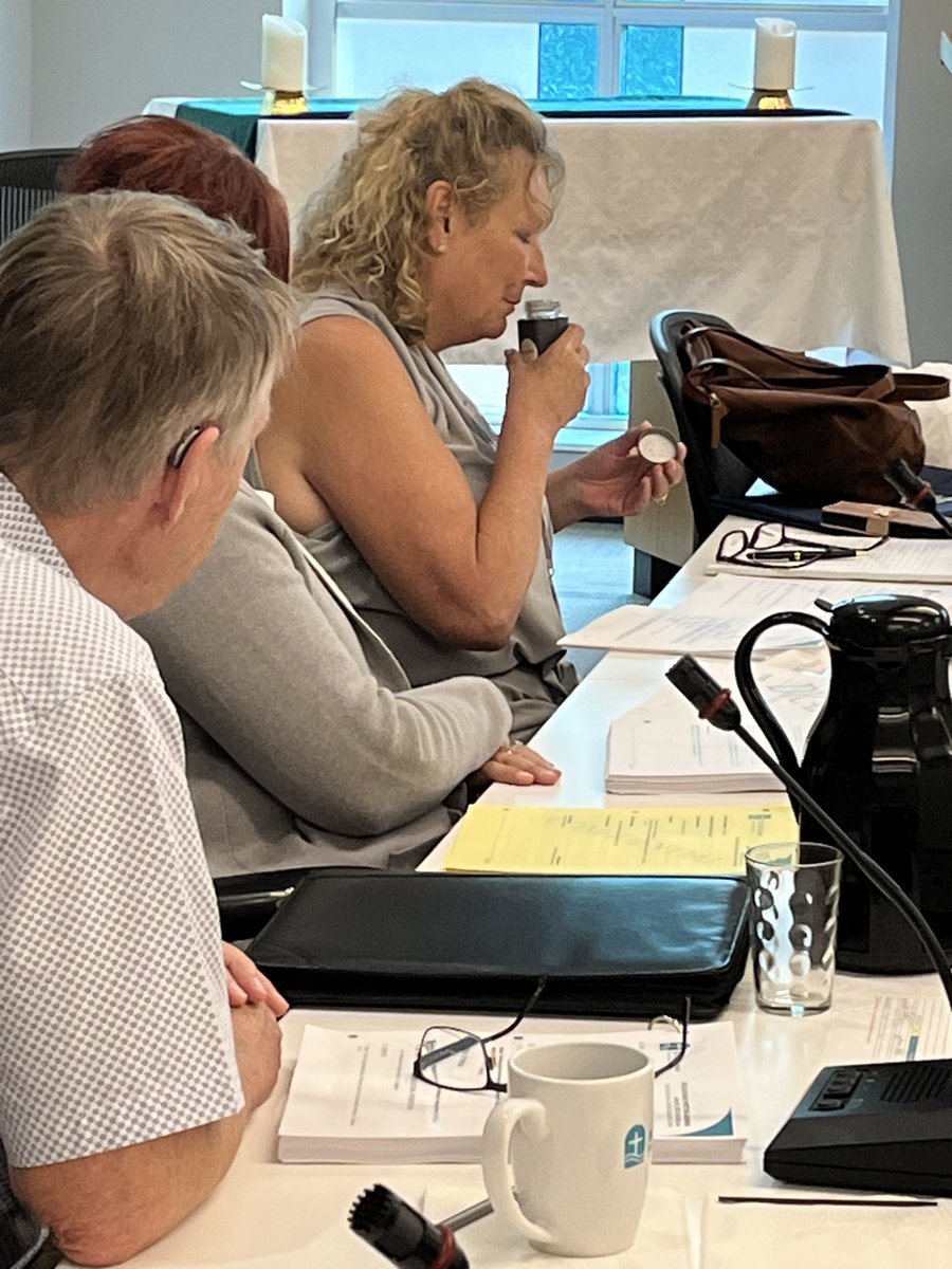 Laura Callaghan tweet media