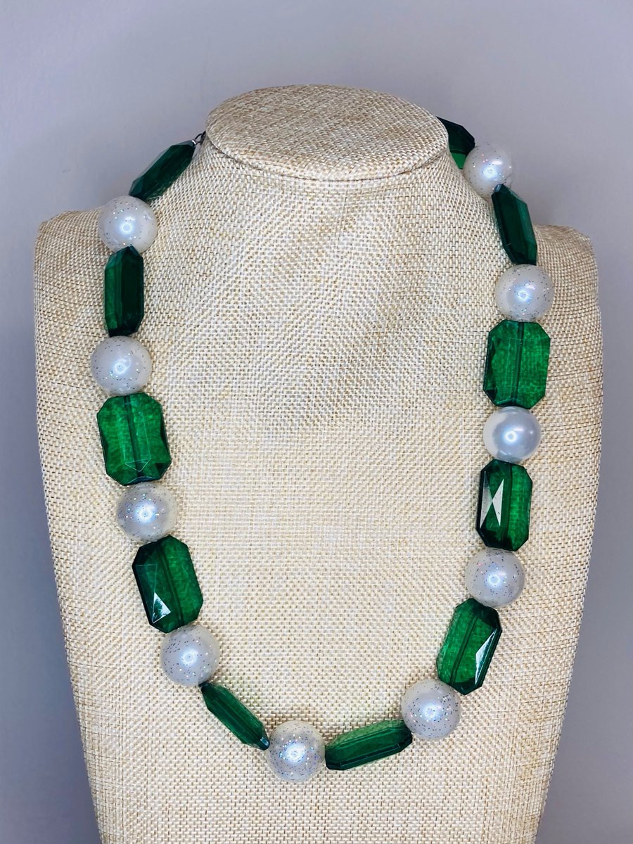 Excited to share the latest addition to my #etsy shop: Green Emerald Chunky Necklace / White Glitter Chunky Beads / Wedding / Anytime Wear / Big Necklaces for Women/ Green Emerald Rectangle etsy.me/43MBRla #wickedgreen #greenwhiteglitter #bibnecklace #statement