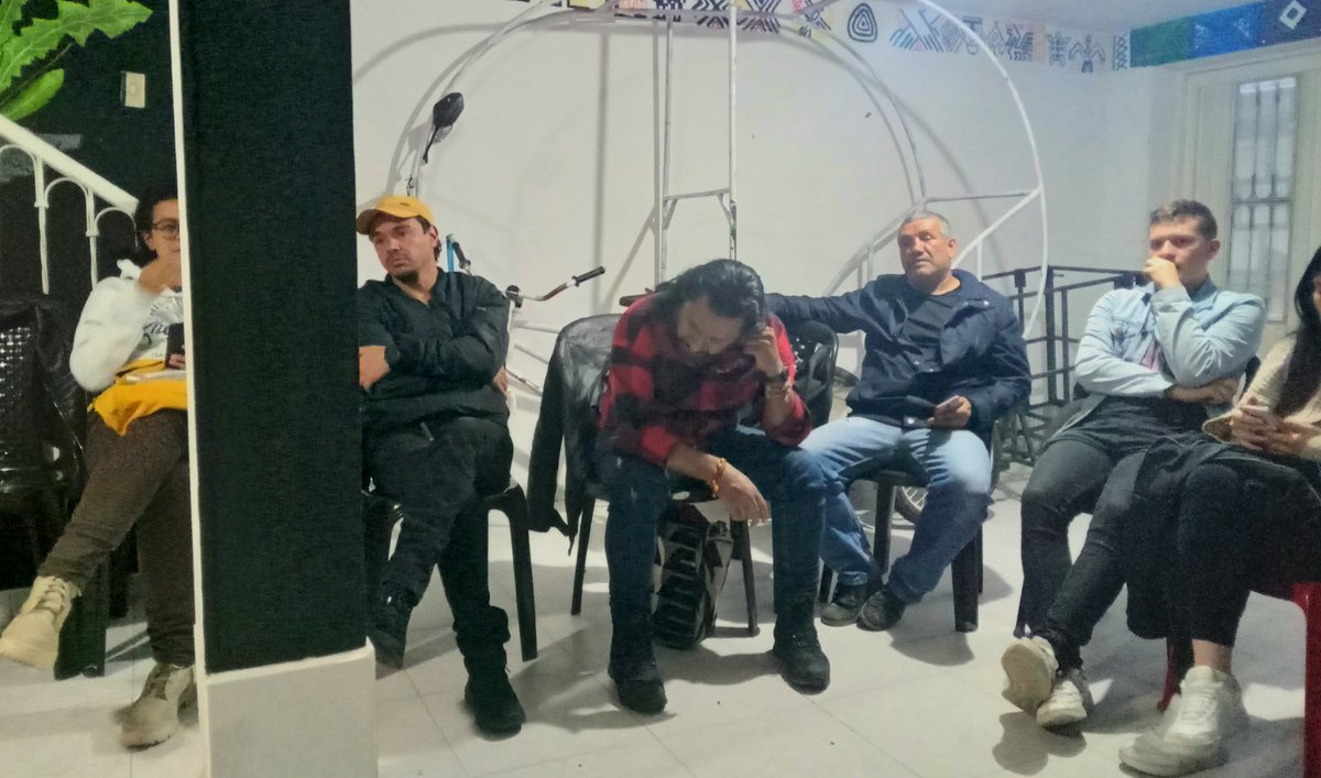 SoberaniasA's tweet photo. Hablamos de Soberanía alimentaria.
Comité territorial para la Soberanía alimentaria /Bajo Tunjuelo
#SoberaniaAlimentaria
#Soberaniasalimentarias
#HambreCero
#Techotiba
@infopresidencia https://t.co/eKvOMLgVAK