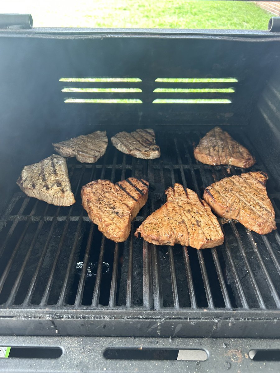 Grilled Yellowfin Tuna for dinner. I don't know what the rich people are doing, but it can't be any better!