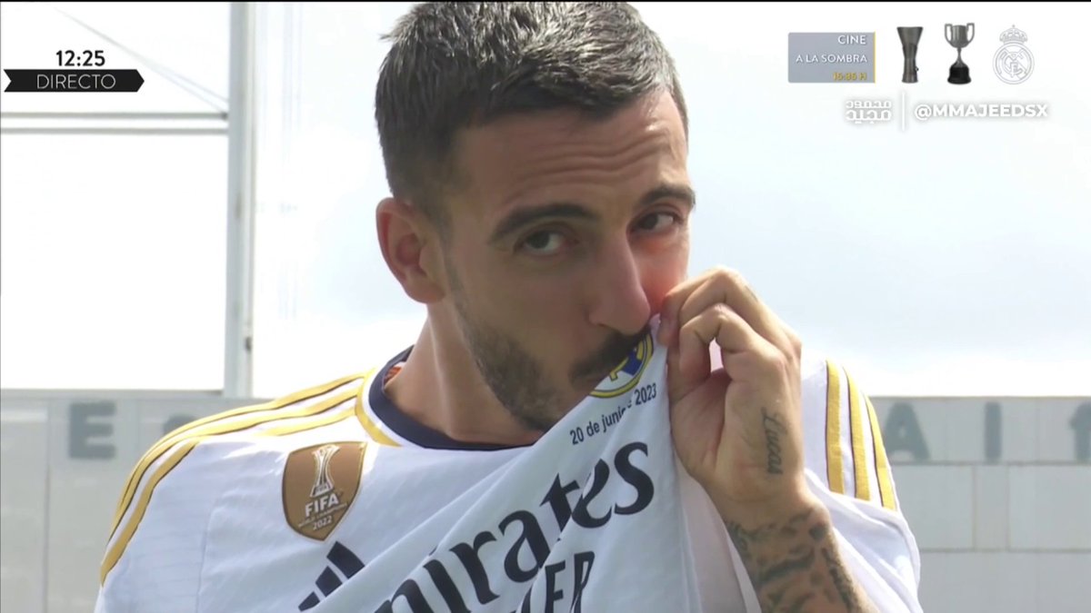 v_1902's tweet photo. عندي احساس ان خوسيلو راح يعمل موسم اسطوري في ريال مدريد وبتحبه الجماهير كثير #JoseluIsBack https://t.co/BVv4MtNUt5