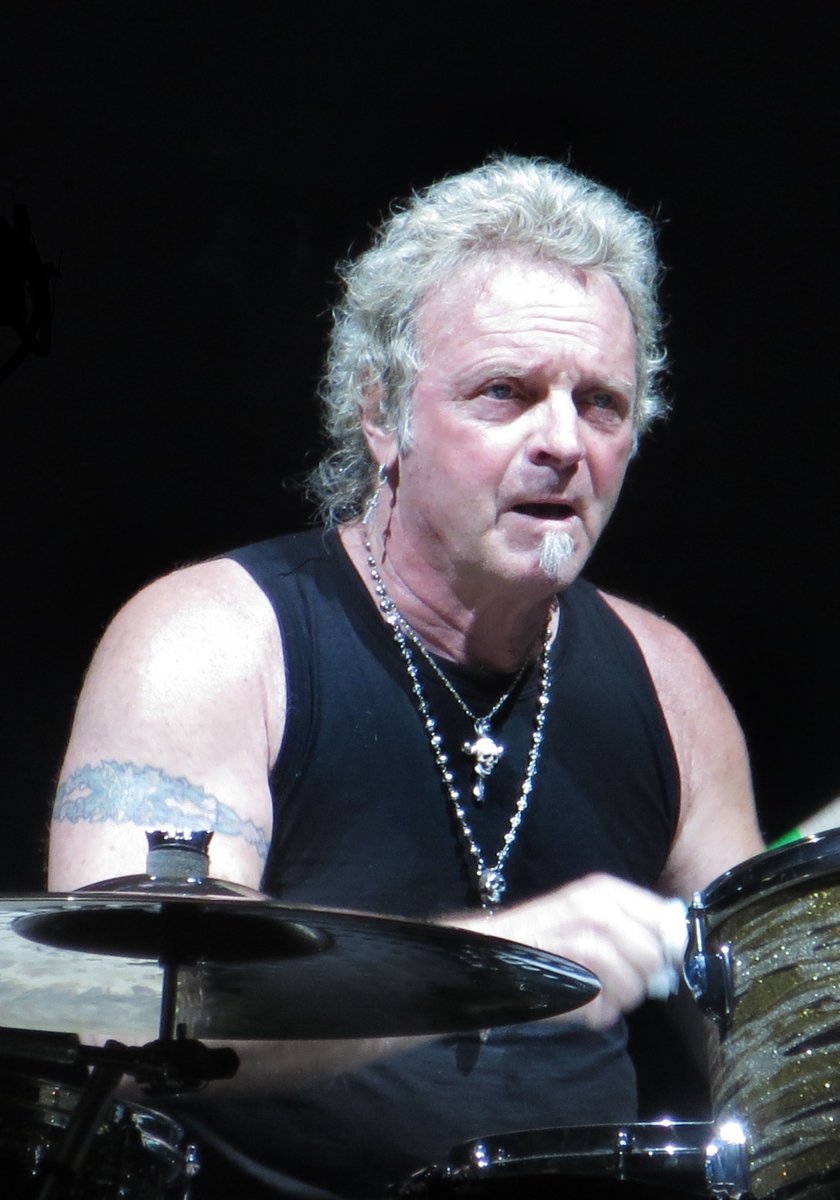 Happy 73 birthday to the legendary Aerosmith drummer Joey Kramer!