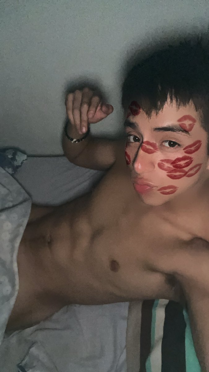 rodrigo19.twink tweet media