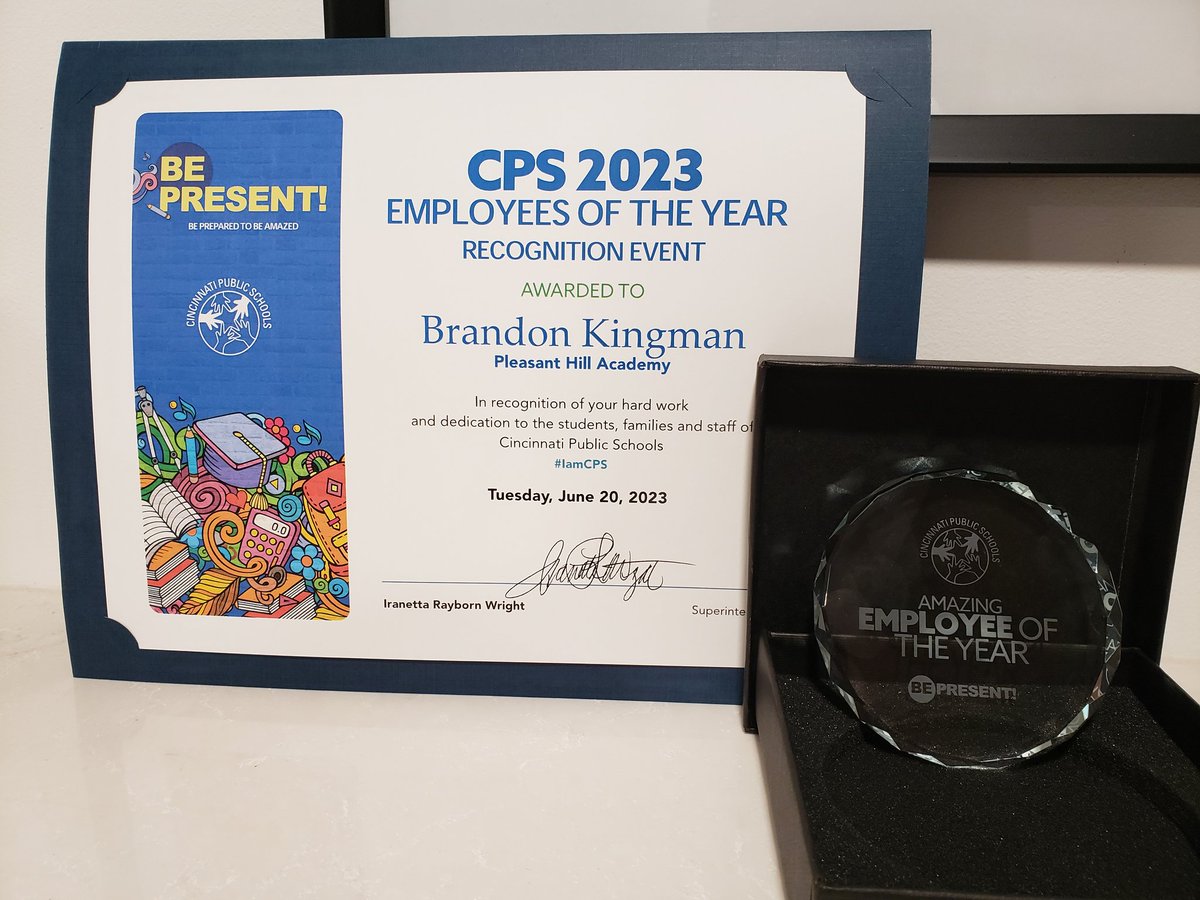 BKingmanCPS's tweet image. I&apos;m honored to be recognized alongside amazing colleagues who work tirelessly to improve the lives of students. Grateful to work in such a district! 👏 #gratitude @IamCPS