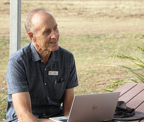 sugarresearch's tweet photo. SRA CEO Roslyn Baker congratulated plant pathologist Dr Robert Magarey (below) for winning the 2023 Award for Excellence in Agricultural Research.  Read the full story here: https://t.co/emCEITpa45 https://t.co/EfSAgVICld