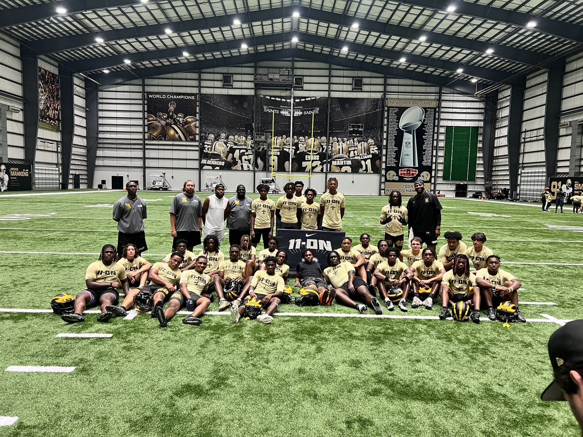St. James High FB Recruiting tweet media