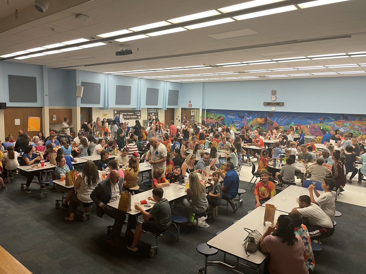 Martha End tweet media