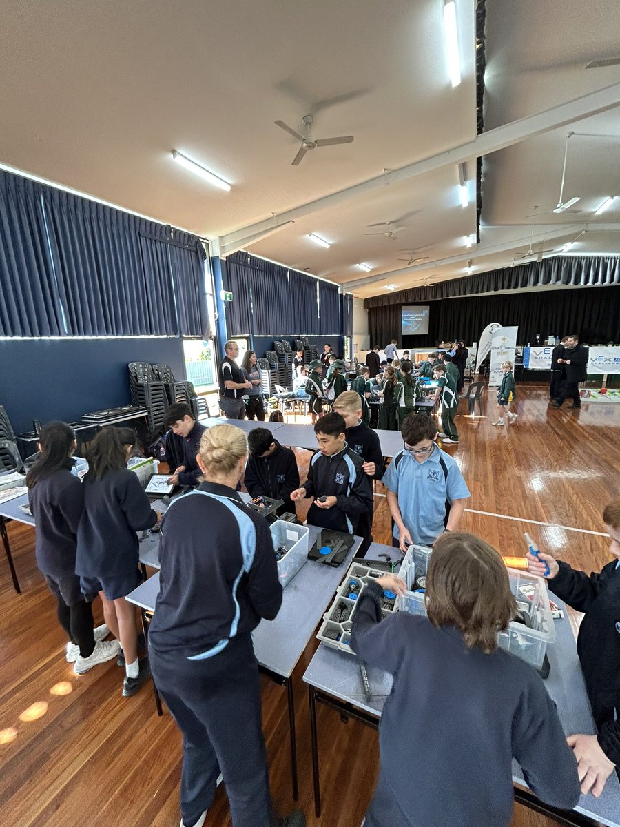 Vex robotics launch at <a href="/sjchsdow/">St Joseph's AP</a> - 70 students from around the Diocese learning and growing together. #CEDoWStem <a href="/CathEd_DoW/">Catholic Education Diocese of Wollongong</a>