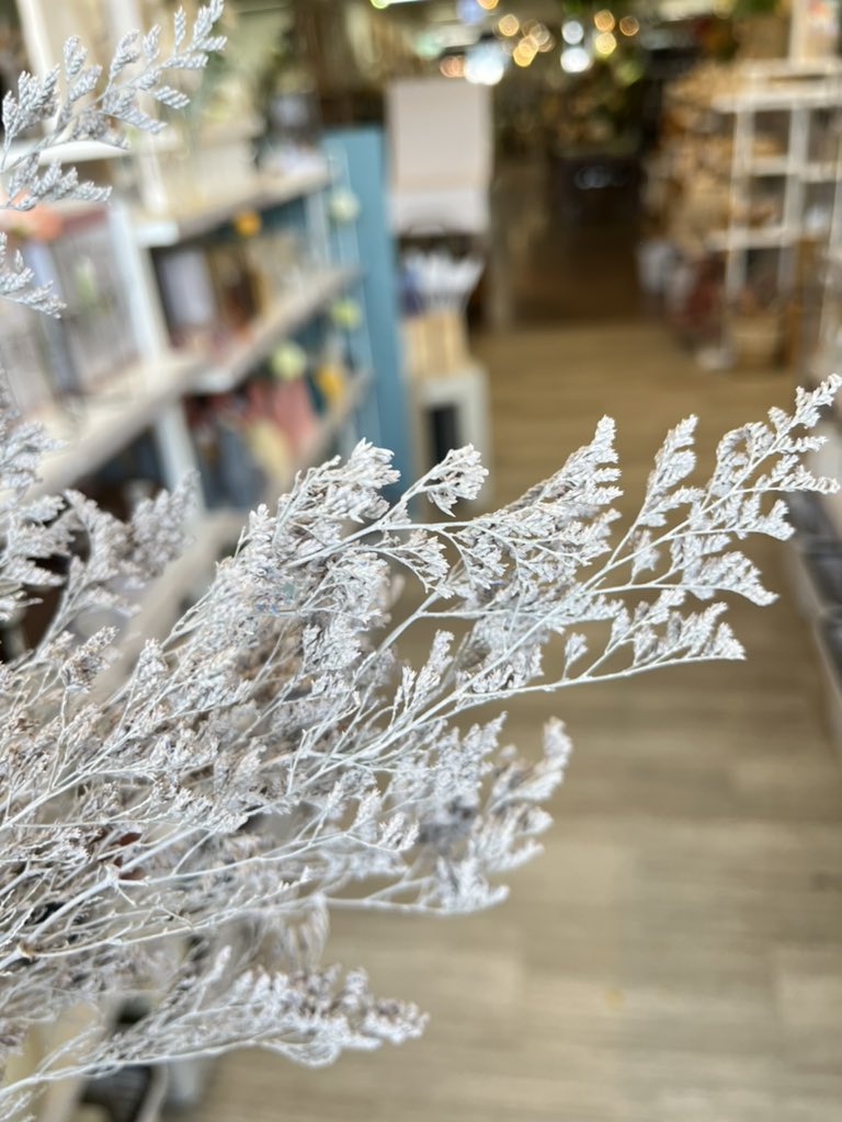 絵画木製テラスのオリジナル装飾アイデア