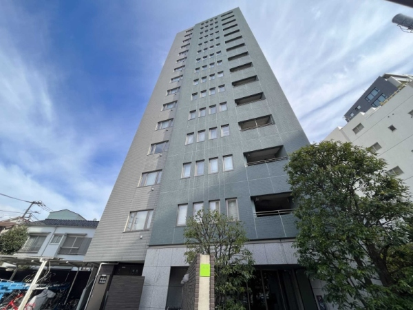 matsudake_byMN's tweet photo. 今日も素敵な物件が安くなったんだなぁ 

【8,590万円】
 ・3LDK / 79.55㎡
・山手線「大塚」駅 徒歩6分
・丸ノ内線「新大塚」駅 徒歩14分
・12/15階
#間取り #マンション #不動産

↓詳細はこちら↓
https://t.co/s1YPR9jodz https://t.co/wfSnEi2ccl