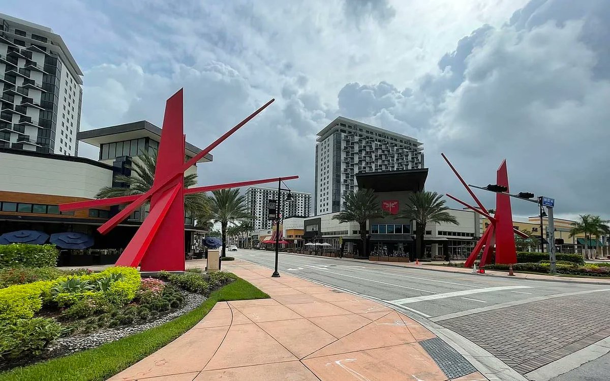 #MiamiNostro 💼🍊

El cruce de datos de más de 128 mil servidores públicos de 3.050 Gacetas Oficiales desde 2007 hasta junio de 2022 advierte que la revolución también terminó en Miami

#ArmandoHistorias2022

👉🏻buff.ly/3NiICnP