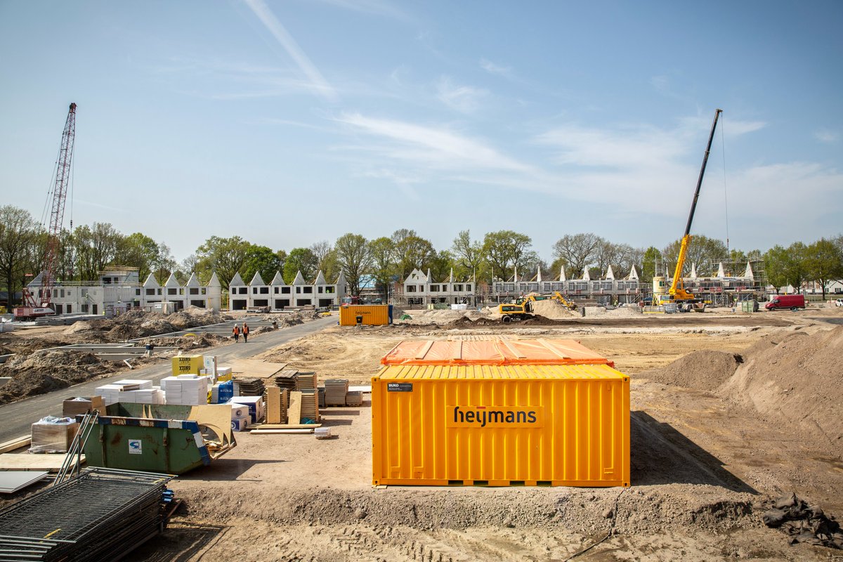 We hebben overeenstemming over de overname van branchegenoot Van Wanrooij. Hiermee versterken we onze marktpositie in bouw- en vastgoedontwikkeling in Nederland. We zijn zeer verheugd dat twee bedrijven met Brabantse roots hun krachten bundelen: bit.ly/Heijmans_VanWa…