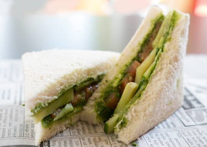 Khaki_Tours's tweet photo. What’s the #secret behind the perfect #BombaySandwich? Find out on our #DiscoverDockyard heritage walk on Sunday, 25 June, at 8 am. 

📍Book now at https://t.co/ECr1oTf9iD

Pic: Cookpad

#MumbaiHeritage #Bombay #Mumbai #Mazgaon #DockyardRoad #Sandwich https://t.co/vYLQQBaiso