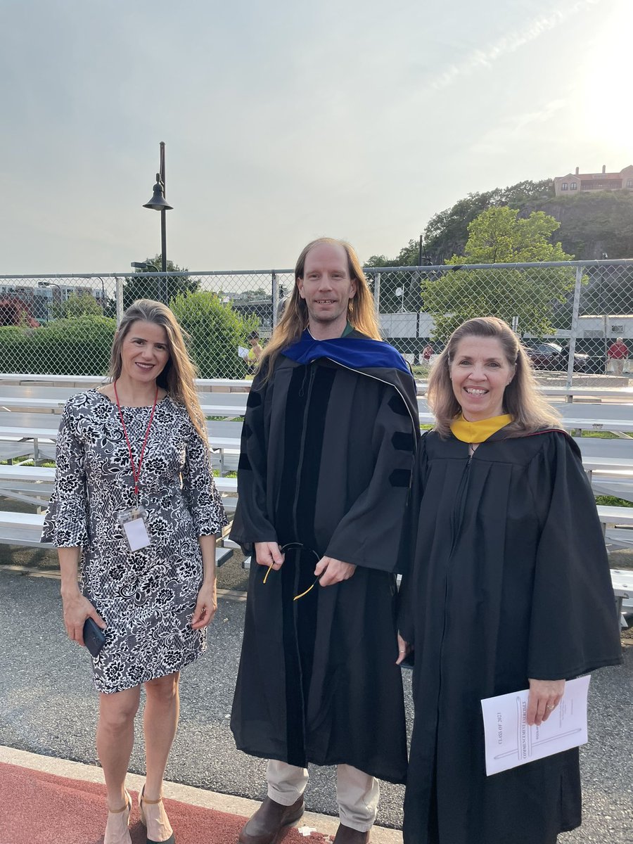 PerryWhs's tweet image. ….and best of luck to Lee-Anne Baxmeyer on her well-deserved retirement and @ane_eberhard in her new opportunity. We will miss these amazing teachers. 👏👏👏#WeeWork @NJEA