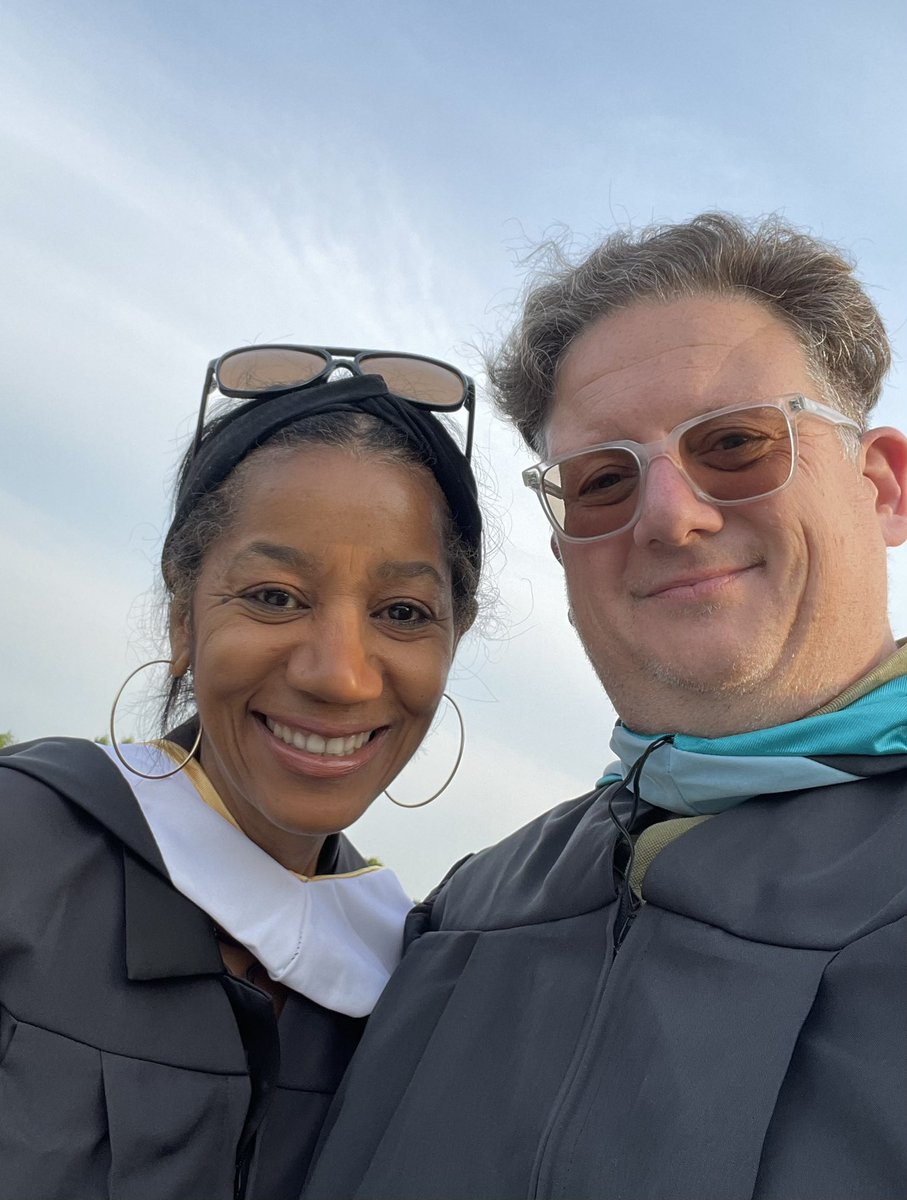 PerryWhs's tweet image. ….and best of luck to Lee-Anne Baxmeyer on her well-deserved retirement and @ane_eberhard in her new opportunity. We will miss these amazing teachers. 👏👏👏#WeeWork @NJEA