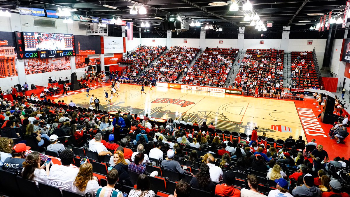 After having a great conversation with @lindylarocque, I am very blessed to say I have received an offer from UNLV! @UNLVLadyRebels #gorebels #blessed #hometownhero