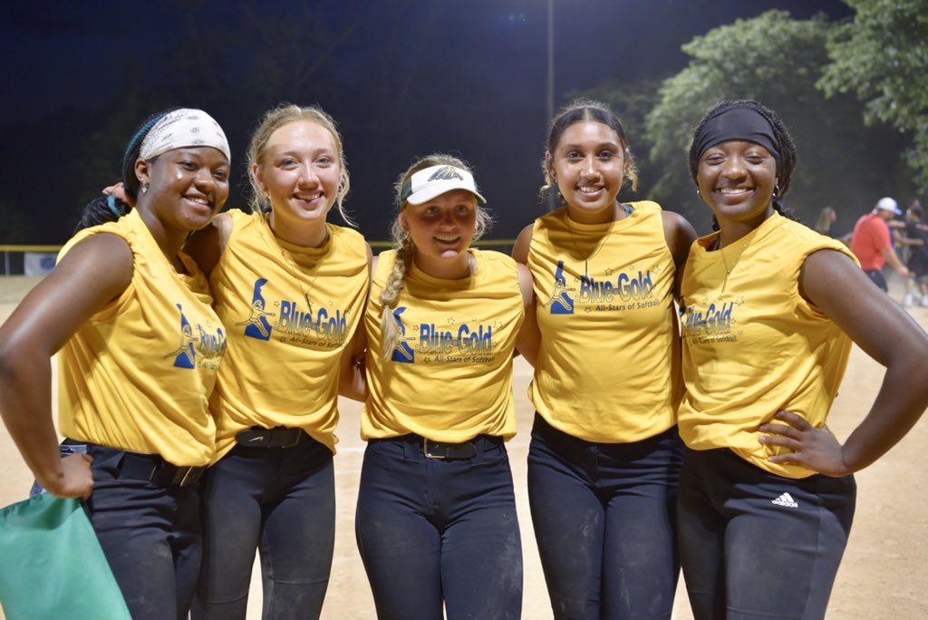 DEtribe18u's tweet photo. Congratulations to these five for their performance in this years Blue-Gold game.  They each contributed to the walk off victory for team Gold! @hoban_lily @LaniyaLewiss @KinsleyHall4 @Jayashaub05 and @ShaniyaLewis88 for receiving MVP! https://t.co/1oSujccHDq