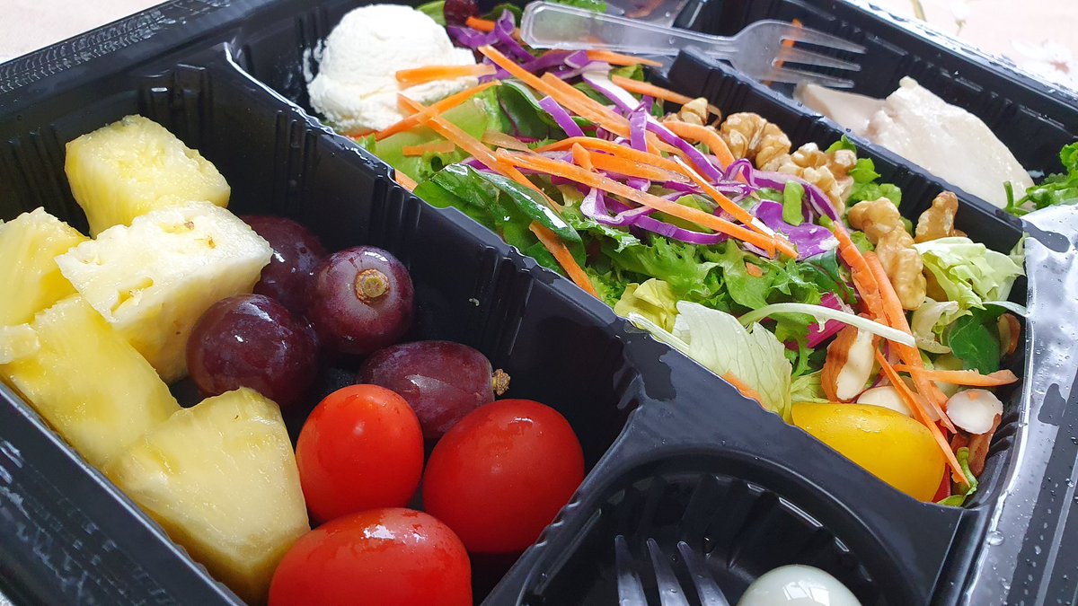 요즘 쿠팡 리프레시에 닭가슴살 샐러드 참 잘나오네 ☆v☆
할인해서 *오처넌*