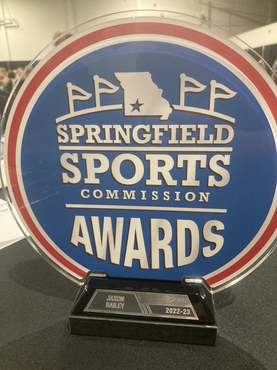 Congratulations to Cubs  Sophomore Jaxon Bailey on winning the Springfield Sports Commission Award for Boys Golfer of the Year! <a href="/MonettR1/">Monett R-1 Schools</a> <a href="/MonettSports/">Jared Lankford</a> @Big8Results <a href="/MoSportsHall/">Missouri Sports Hall of Fame</a> <a href="/OzarksOzone/">Ozarks Sports Zone</a>