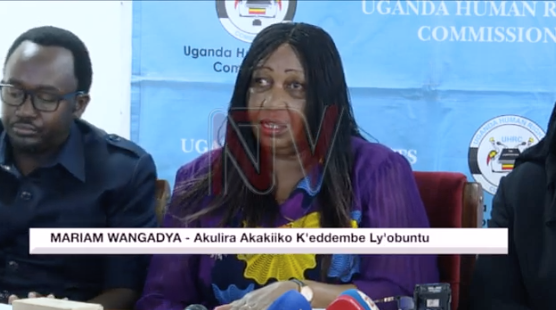 OKUTIRIMBULA ABAYIZI B’E KASESE: Akakiiko k’eddembe kavumiridde ebikolwa bya ADF.

#NTVNews | tinyurl.com/bdzeu9s3?utm_m…