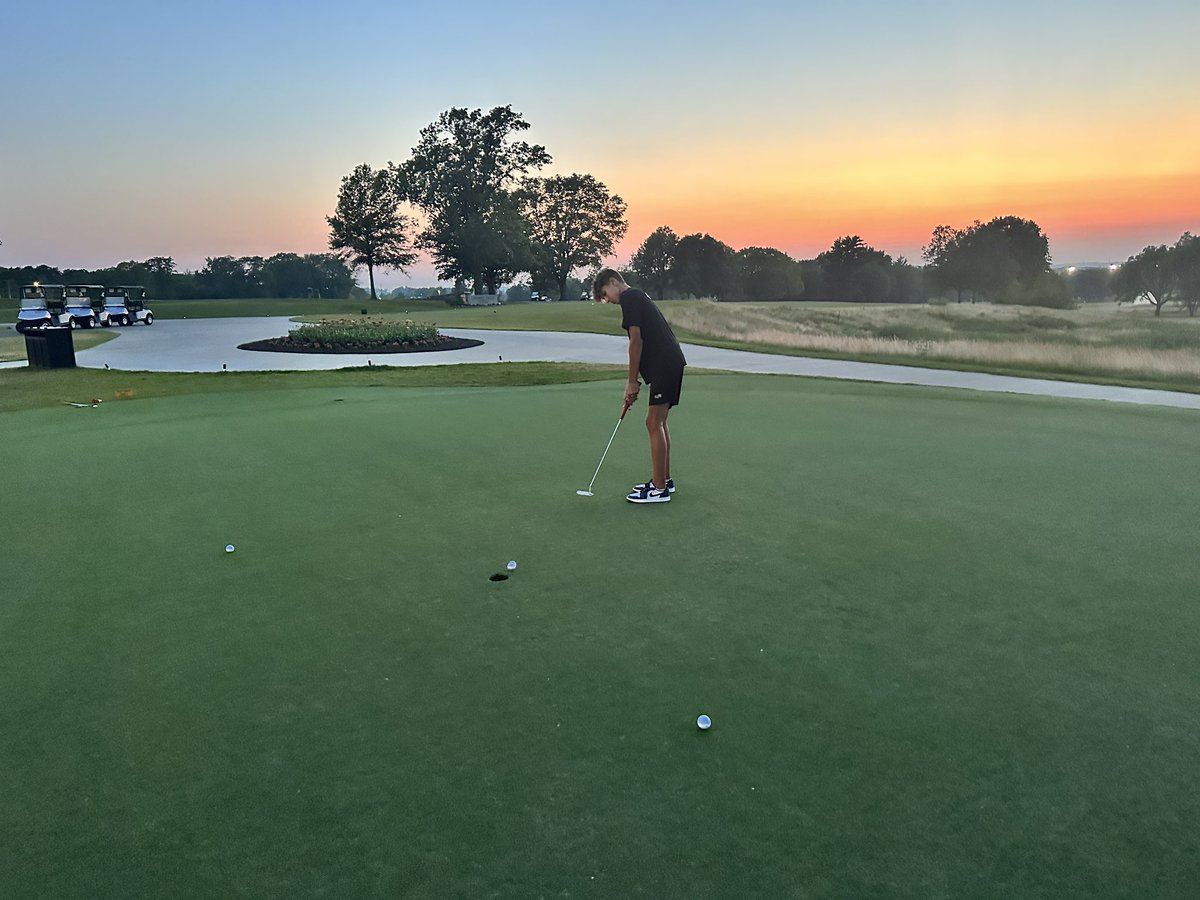 jon_rogers's tweet image. Not a bad putting spot @FinkbineGolf 

@SuperTimG132