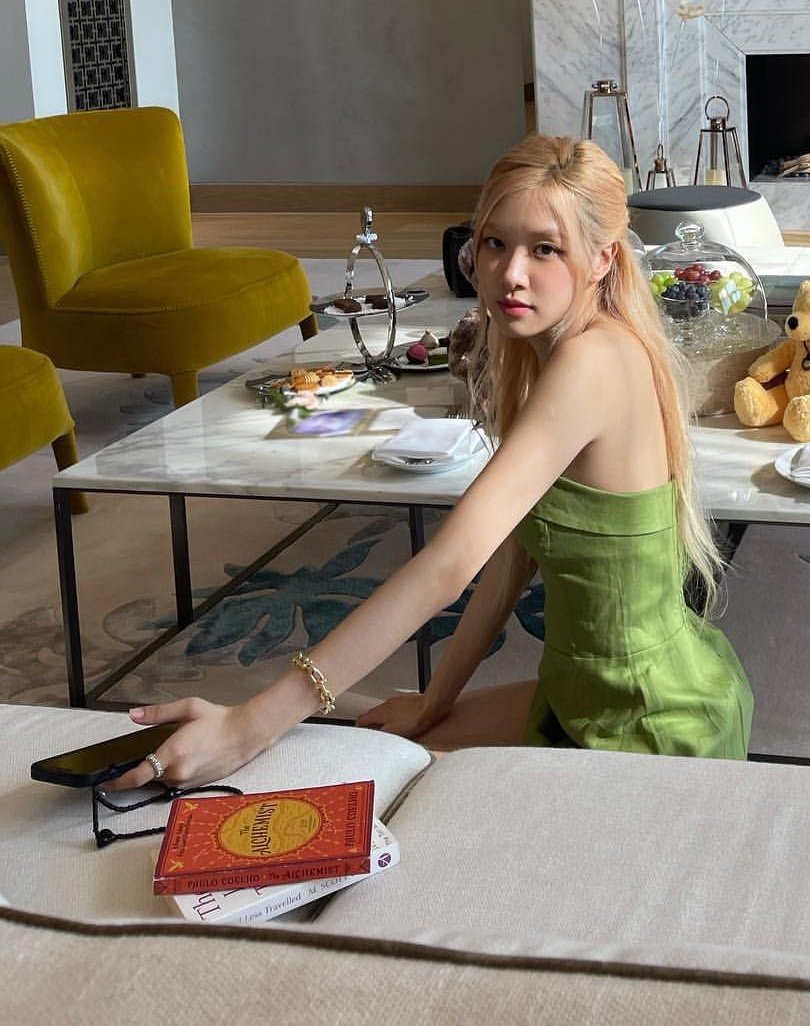 Évelyn Park is MESSY ꫂ ၴႅၴ tweet media