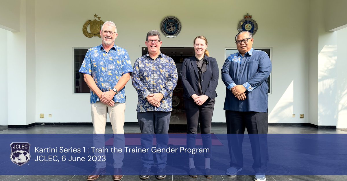 JCLEC_official's tweet photo. Pada 6-8 Juni 2023, manajemen #JCLEC dengan senang hati menyambut Ibu Caitlin Ryan sebagai narasumber program Seri Kartini JCLEC 1: Pelatihan untuk Pelatih pada Program Gender. Program ini diadakan tiap tahun sebagai bagian dari komitmen JCLEC mendukung pemberdayaan perempuan. https://t.co/dhvP1BKB9F