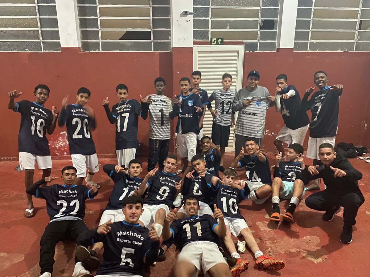 mec_oficial's tweet photo. ESTAMOS NA FINAL ⚔️💙

O MEC Sub-15 vence a equipe de Muzambinho pelo JOJU 2023 e se classifica para a final amanhã, contra os donos da casa, em Três Corações MG. ⚽️

Avante, MEC! 🔵⚪️

Apoio: @neecamaca / @prefeiturademachado 

#somosmec #futebolbase #sub15 #machado #semifinal https://t.co/qx1FPhNq6u