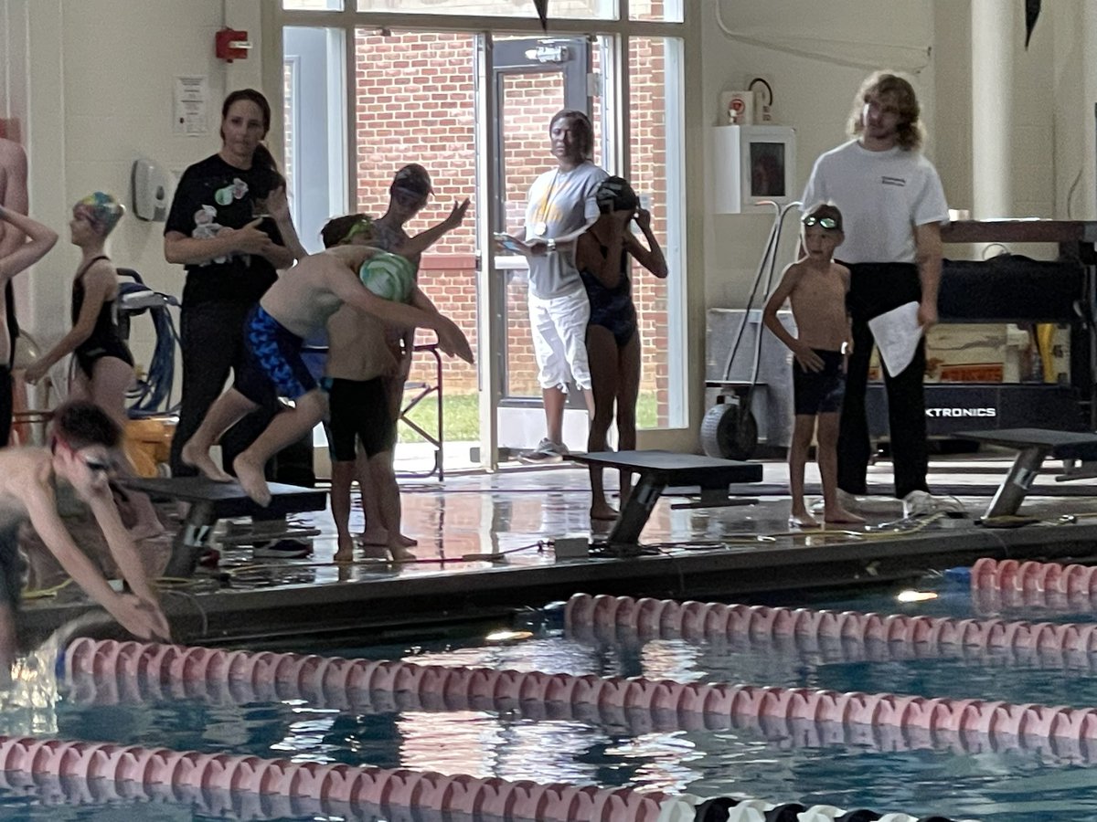 PShuck's tweet photo. So proud of the boys effort tonight. #RollDolphins https://t.co/GuNJPxeBJJ
