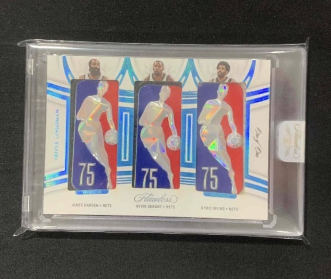 🏀 JUST PULLED 🏀 

The James Harden/Kevin Durant/Kyrie Irving Triple Logoman 1/1 was just pulled by a breaker in China.

This card is worth about $50,000.