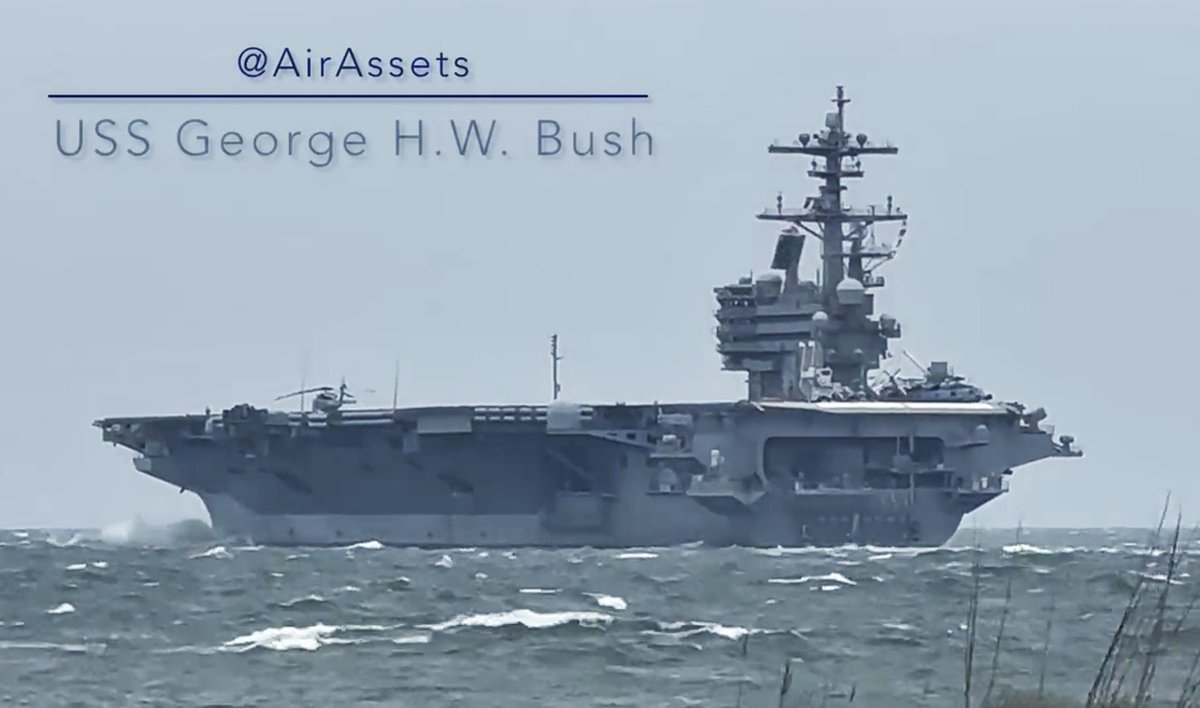USS George H.W. Bush (CVN 77) Nimitz-class aircraft carrier leaving Norfolk, Virginia - June 20, 2023 #ussgeorgehwbush #cvn77

SRC: TW-@AirAssets