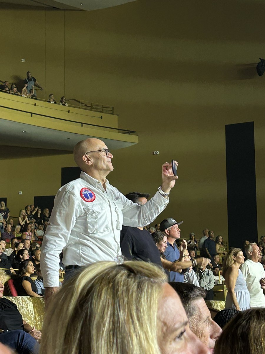 Wienerjeff's tweet image. At the Bryan Adams concert in Fort Lauderdale with @notthefakeSVP